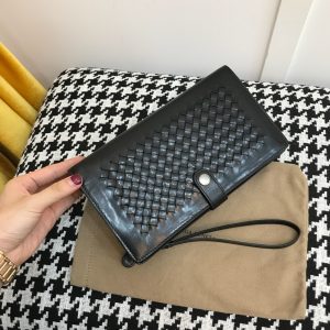 Replica Bottega Veneta Clutch Black - high-end fake designer purse