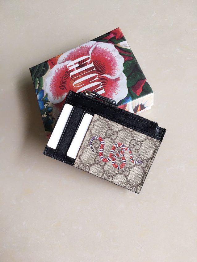 Replica Gucci Card Holder 2.0 - realistic designer-inspired fake bag