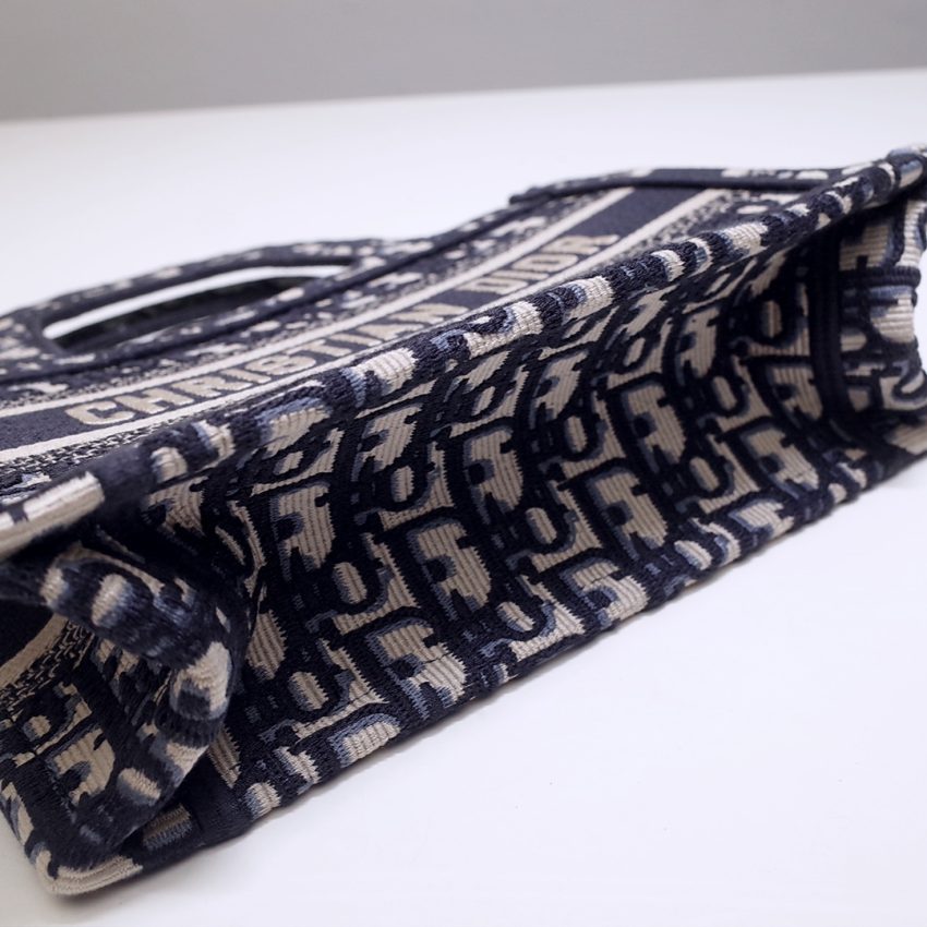 Replica Dior Tote Book Mini CD Black - top-tier luxury replica shoulder bag