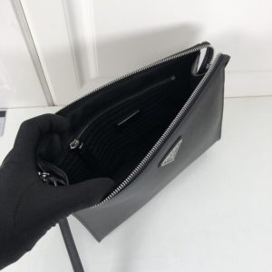 Replica Prada Saffiano Pouch Silver - top-tier luxury replica shoulder bag