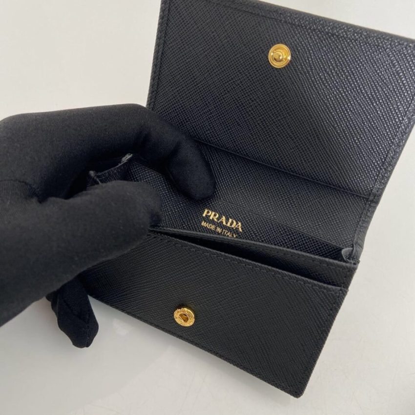 Replica Prada Saffiano Wallet - authentic-look luxury purse replica