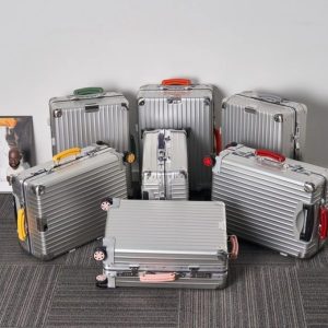 Replica Rimowa Classic Suitcase - high-accuracy replica luxury purse