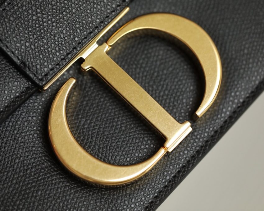 Replica Dior 30 Montaigne Black Grain - best-selling designer handbag dupe