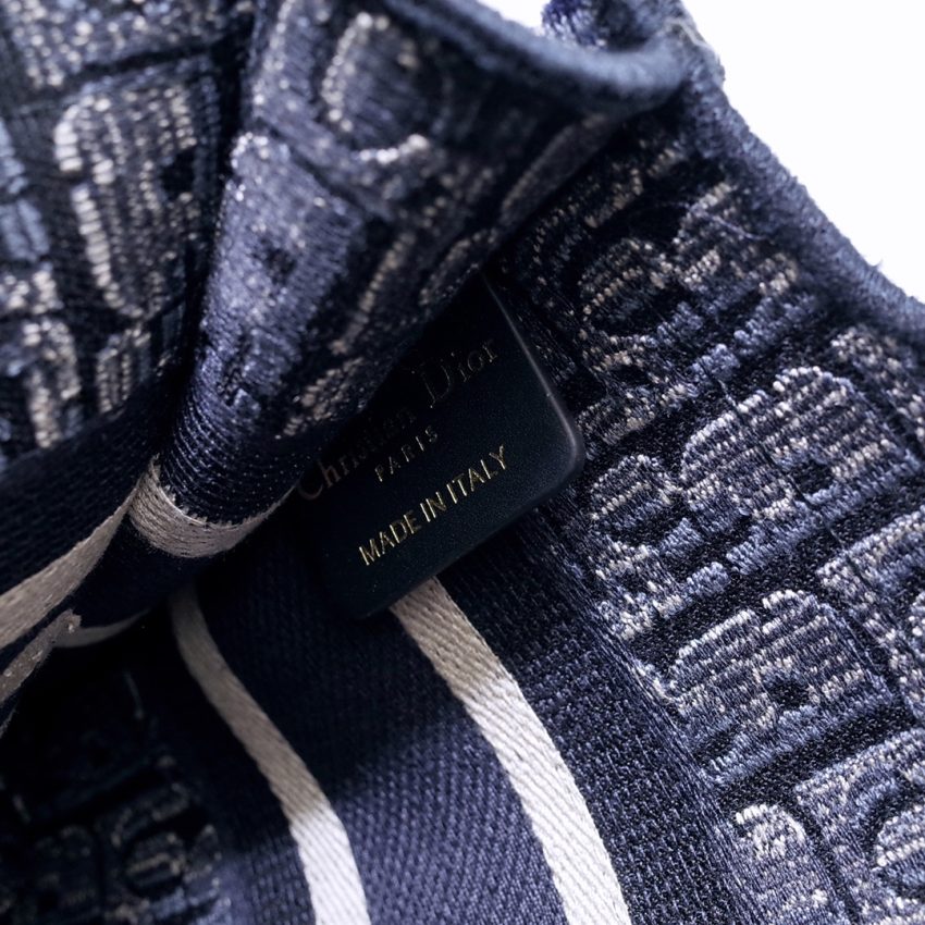 Replica Dior Tote Book Mini CD Blue - realistic designer-inspired fake bag