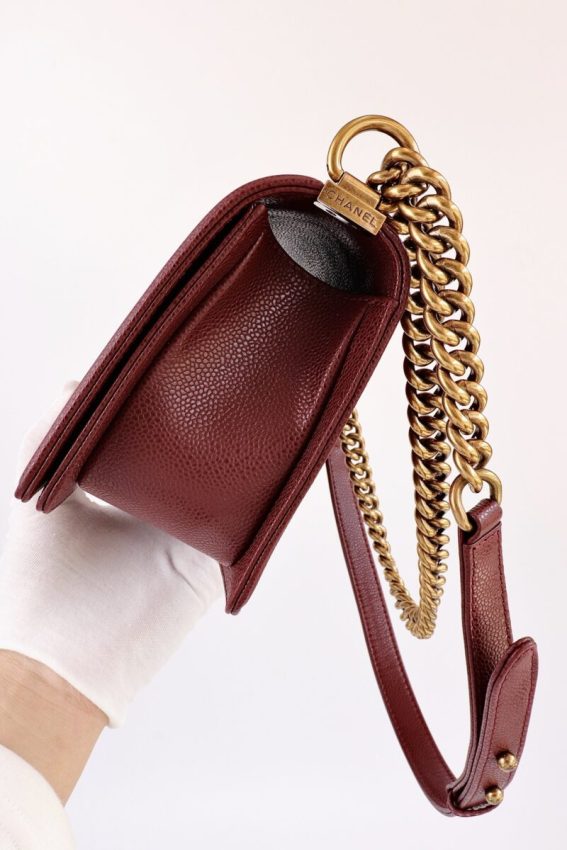 Replica CHANEL Le Boy Red - elite superclone designer purse