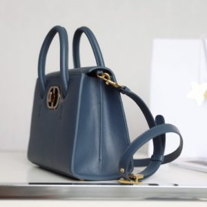 Replica Dior St Honoré Tote Blue - realistic designer-inspired fake bag