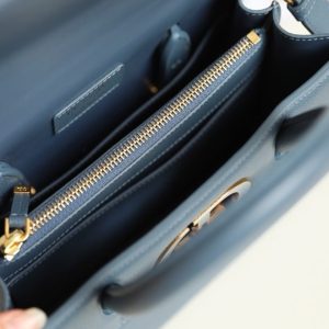 Replica Dior St Honoré Tote Blue - realistic designer-inspired fake bag