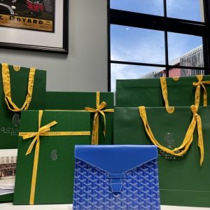 Replica Goyard Camond Pouch Blue - top-tier luxury replica shoulder bag