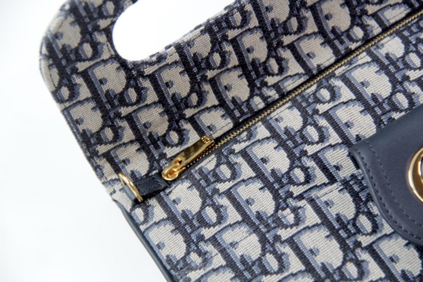 Replica Dior Double Bag Oblique - ultra-realistic fake designer tote