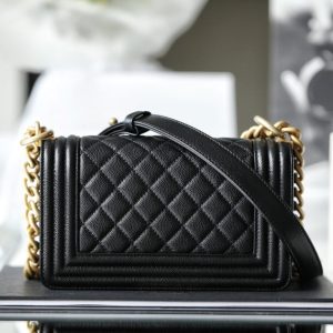 Replica CHANEL Le Boy Black - ultra-realistic fake designer tote