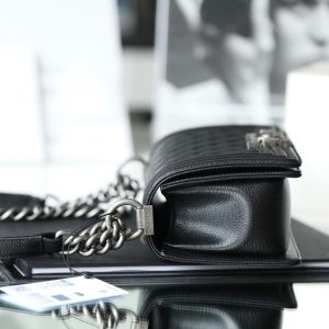 Replica CHANEL Le Boy Black Small - ultra-realistic fake designer tote