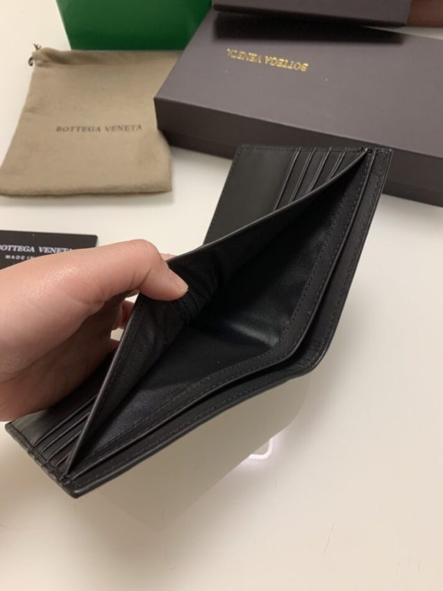 Replica Bottega Veneta 2 Fold Wallet Exclusive - high-quality designer bag clone
