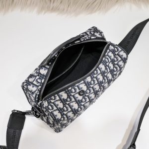 Replica Dior Lingot 22 Jacquard - authentic-look luxury purse replica