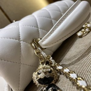 Replica CHANEL CF 20 cm Lion White - top-tier luxury replica shoulder bag