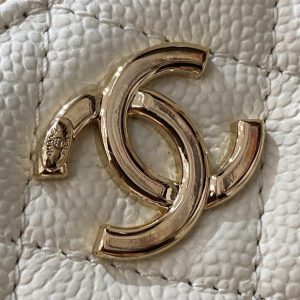 Replica CHANEL 22 Camera Bag White - high-end fake designer purse