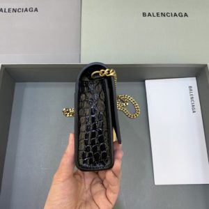 Replica Balenciaga Hourglass On Chain Black - near-authentic luxury replica handbag