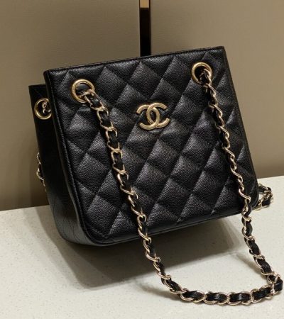Replica CHANEL 22S Hubo Bag - best-selling designer handbag dupe