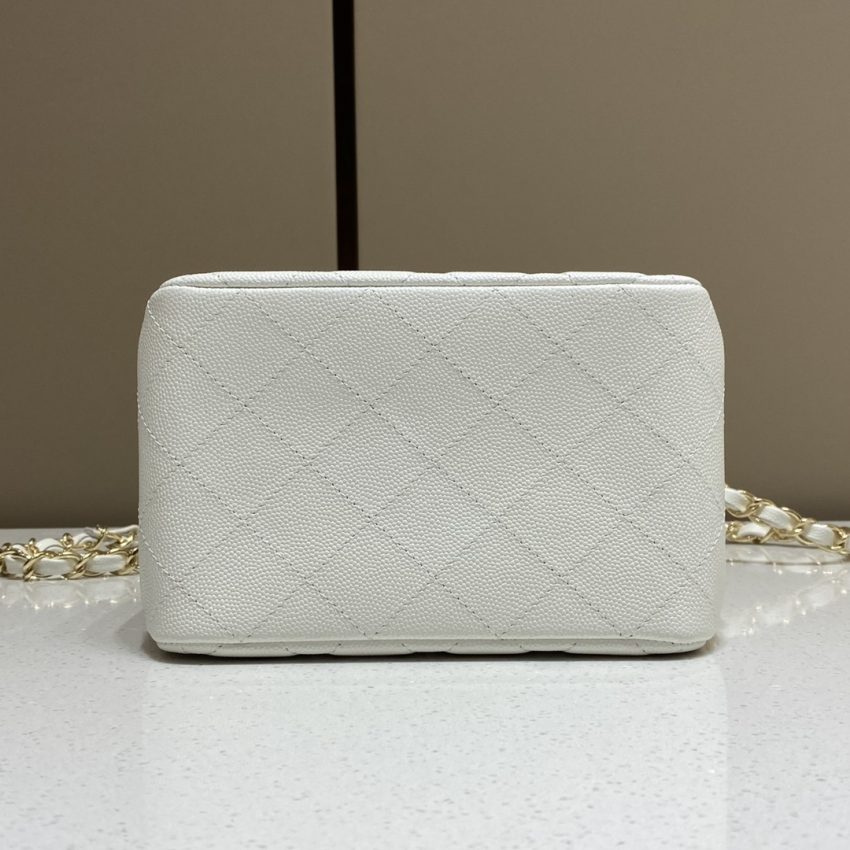 Replica CHANEL 22S Hubo Bag White - high-accuracy replica luxury purse