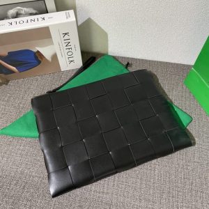 Replica Bottega Veneta Cassette Clutch Black - best quality luxury bag dupe