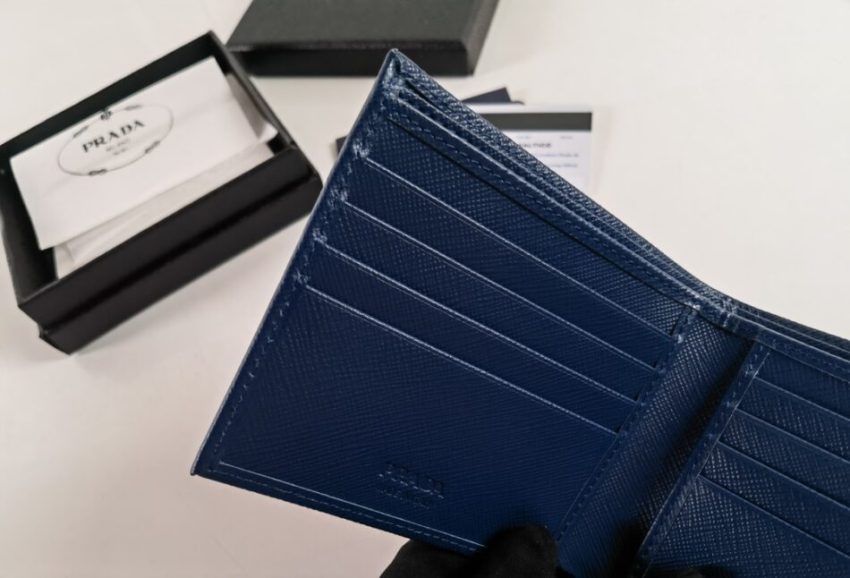Replica Prada BiFold Wallet - top-rated replica designer bag
