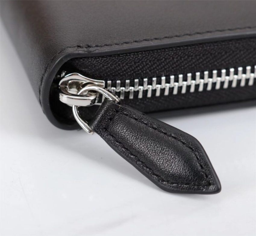 Replica Fendi Grey Eyes Wallet - high-quality designer bag clone
