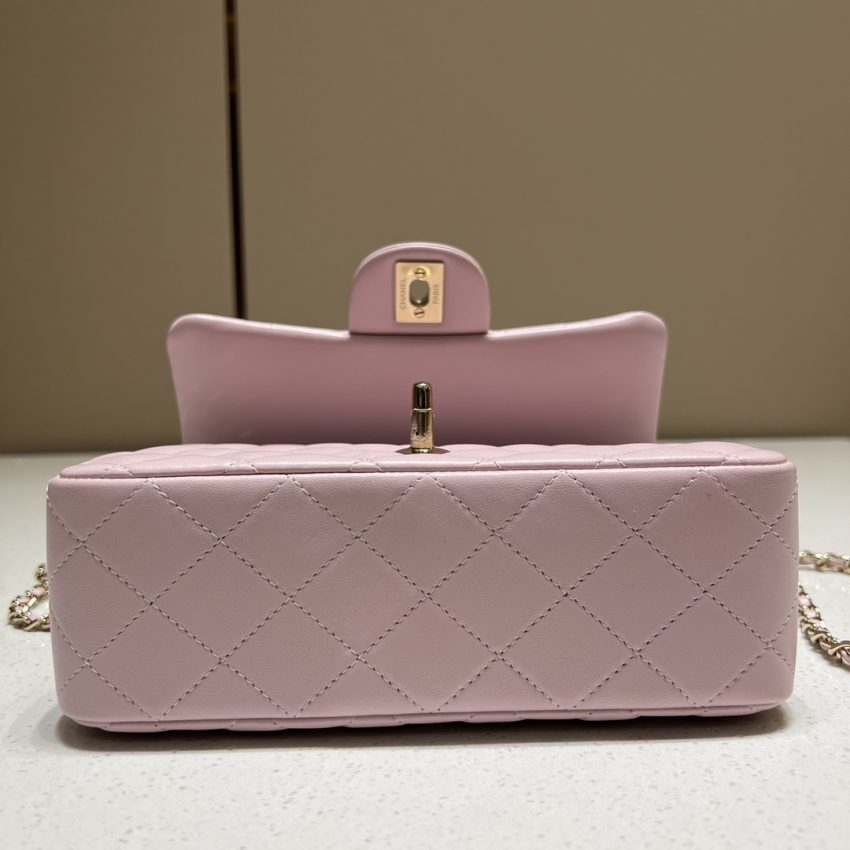 Replica CHANEL CF 20 cm Lion Pink - elite superclone designer purse
