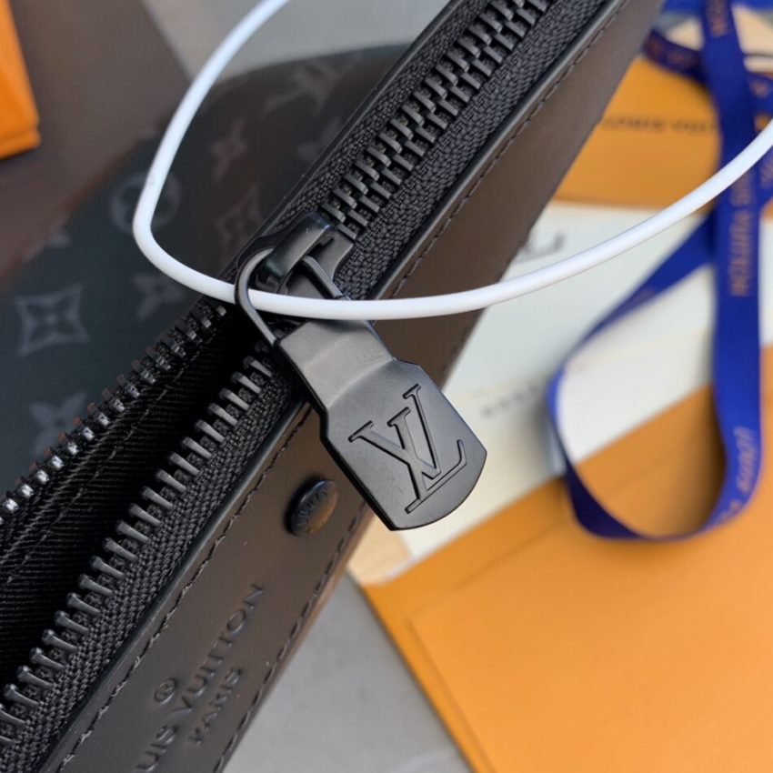 Replica Louis Vuitton To Go Pochette Black - elite superclone designer purse