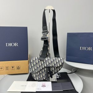 Replica Dior Saddle Bag Oblique - best-selling designer handbag dupe