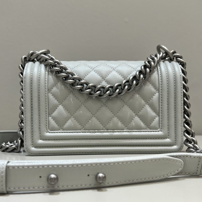 Replica CHANEL Le Boy Grey Silver - near-authentic luxury replica handbag
