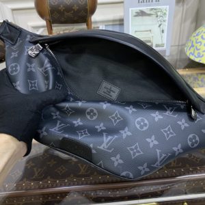 Replica Louis Vuitton Bumbag Discovery Black - top-rated replica designer bag