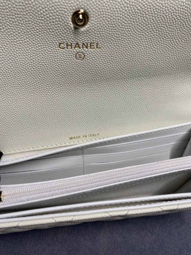 Replica Chanel Long Vertical Wallet - ultra-realistic fake designer tote