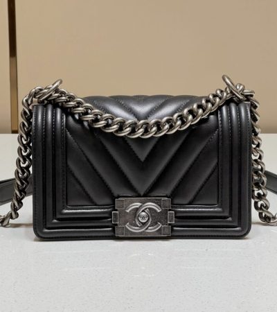 Replica CHANEL Le Boy V Black - Silver - premium-grade designer purse dupe
