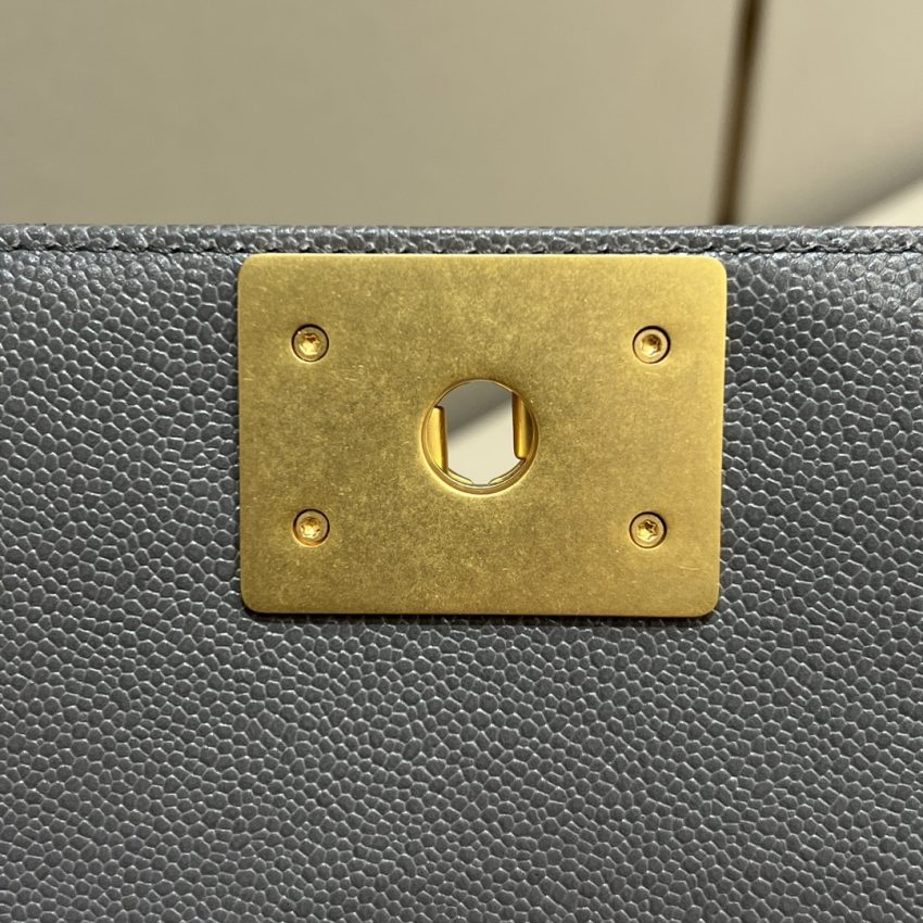 Replica CHANEL Le Boy Large Grey - realistic designer-inspired fake bag