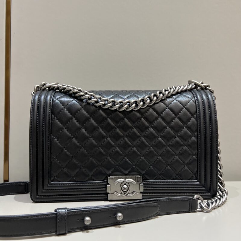 Replica CHANEL Le Boy Large Black Silver - near-authentic luxury replica handbag