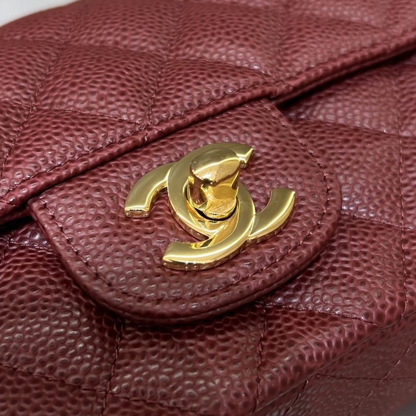 Replica CHANEL Classic Flap 20cm Burgundy - authentic-look luxury purse replica