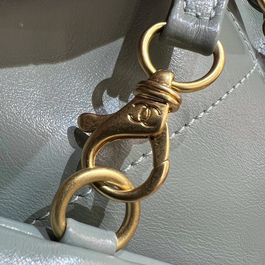 Replica CHANEL 22 Small Handbag Mint Green - ultra-realistic fake designer tote