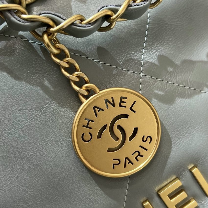 Replica CHANEL 22 Medium Handbag Mint Green - authentic-look luxury purse replica