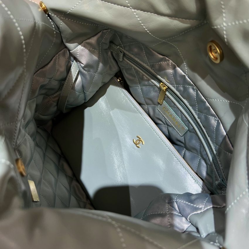 Replica CHANEL 22 Medium Handbag Mint Green - authentic-look luxury purse replica