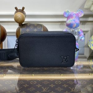 Replica Louis Vuitton Alpha Messenger Black - 1:1 designer replica handbag