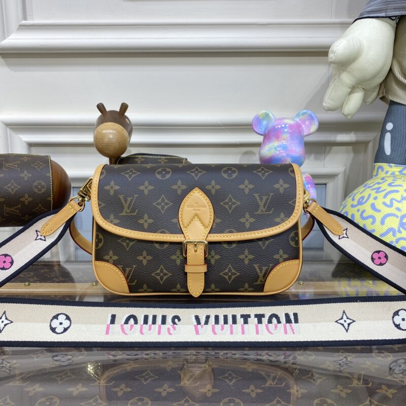 Replica Louis Vuitton Nano Diane Satchel Brown - ultra-realistic fake designer tote