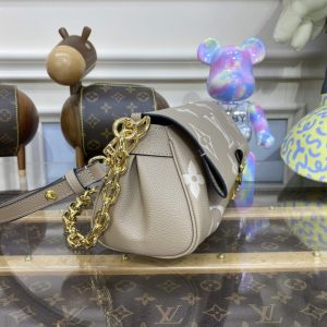Replica Louis Vuitton Favorite Beige - realistic designer-inspired fake bag