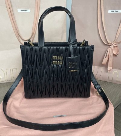 Replica Miu Miu Matelassé Tote Black - top-tier luxury replica shoulder bag