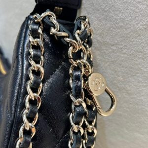 Replica CHANEL 23P Chain Around Crescent Hobo - best-selling designer handbag dupe