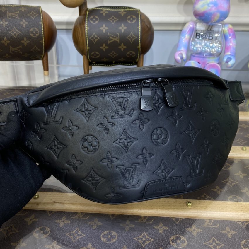 Replica Louis Vuitton Bumbag Discovery Full Black - top-tier luxury replica shoulder bag