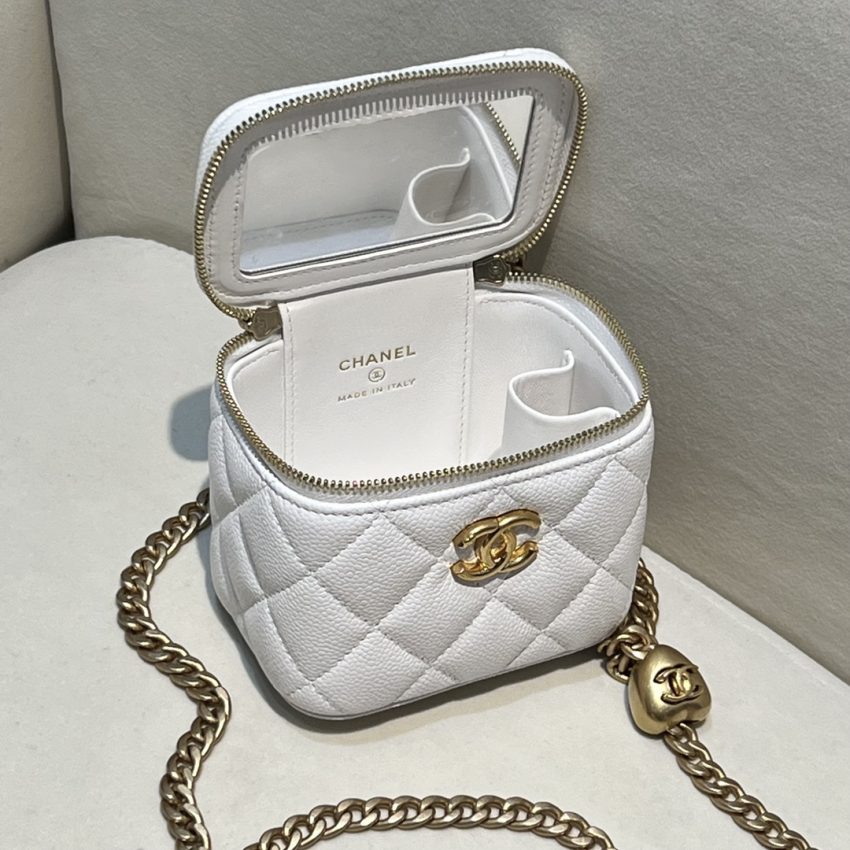 Replica CHANEL 23P Heart Lipstick Bag White - best quality luxury bag dupe