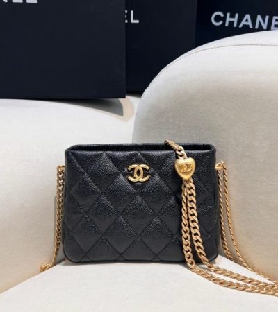 Replica CHANEL 23c Hobo Love - top-tier luxury replica shoulder bag