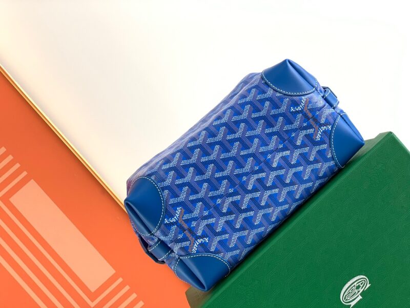 Replica Goyard Toiletry Bag - ultra-realistic fake designer tote