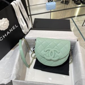 Replica CHANEL 23P Saddle Bag - near-authentic luxury replica handbag