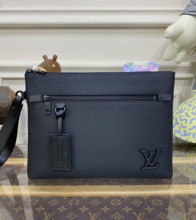 Replica Louis Vuitton Takeoff Pouch Black - best quality luxury bag dupe