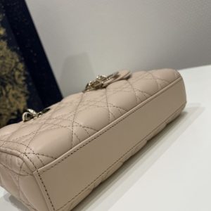 Replica Dior Lady D-Joy Bag Light Caramel - near-authentic luxury replica handbag